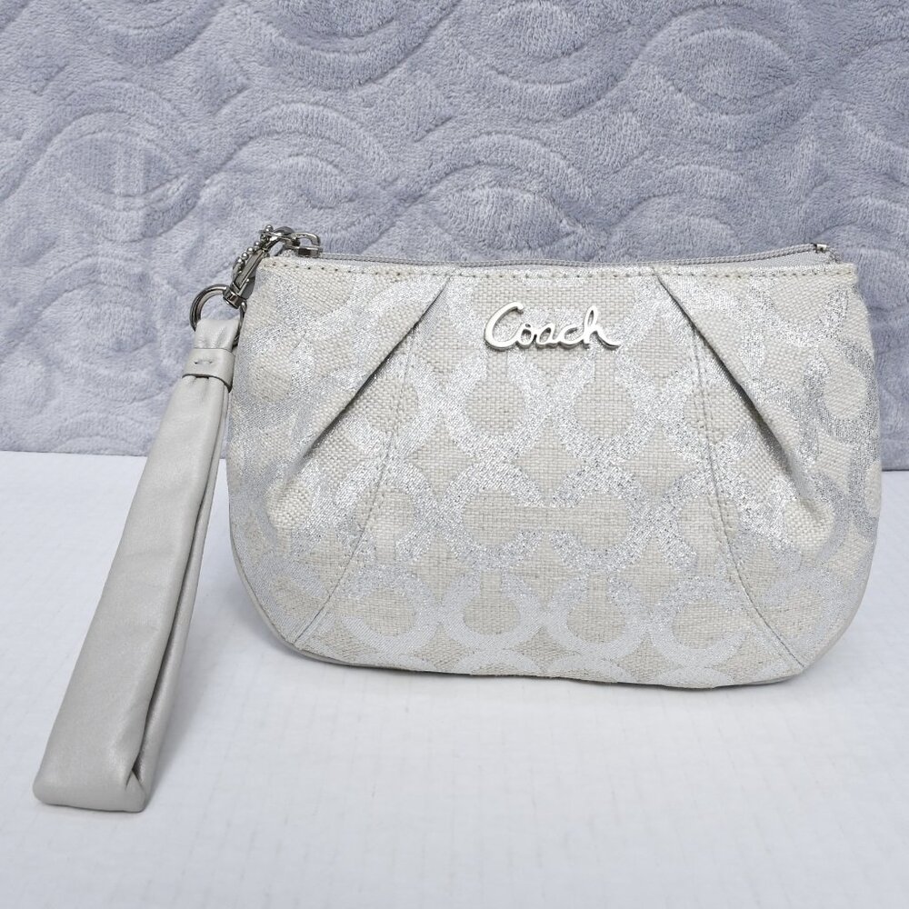 Coach Parker Op Art Signature Silver Metallic Jacquard Fabric Wristlet New